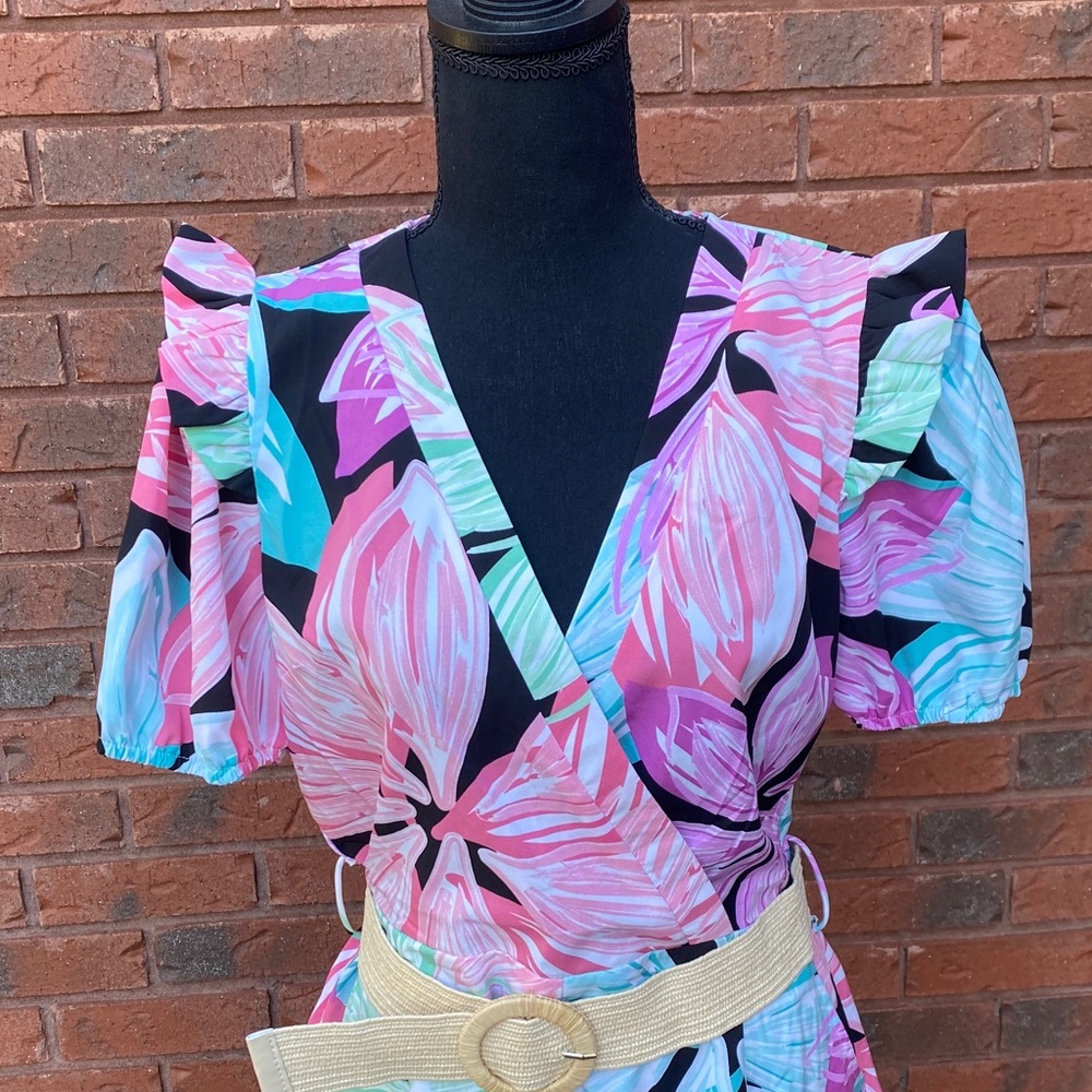 NWT Floral Wrap Romper in Pink, Aqua & Black L - Picture 3 of 14